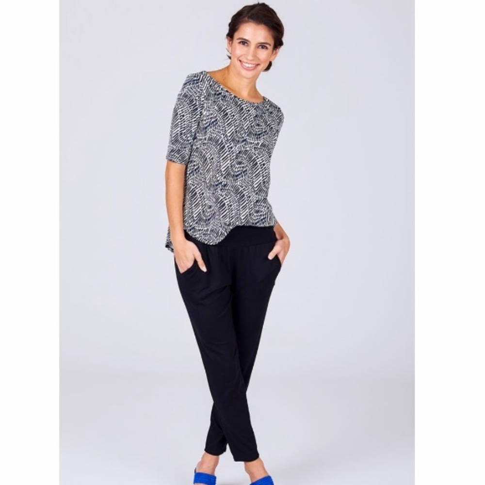 A Line Hawaii Black Ankle Pant